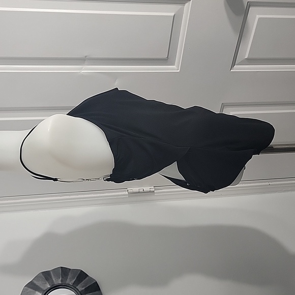 Black Deep Slouch Front Jewelry Back Out Halter - Picture 5 of 5